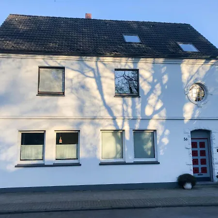 Ferienwohnung Zum Wohlfuhlen Апартаменты *